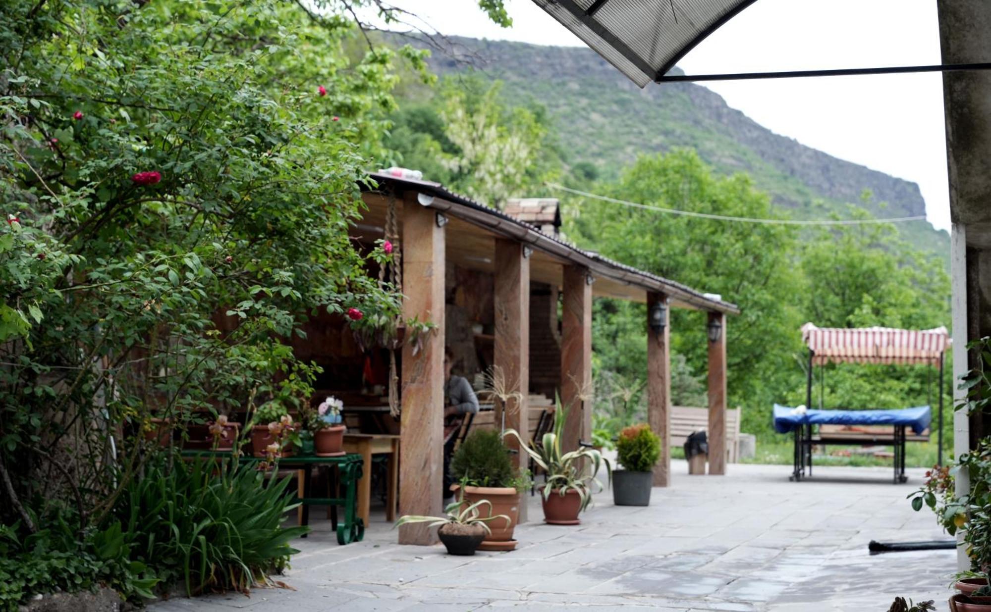 Iris B&B In Debed Canyon 알라베르디 외부 사진