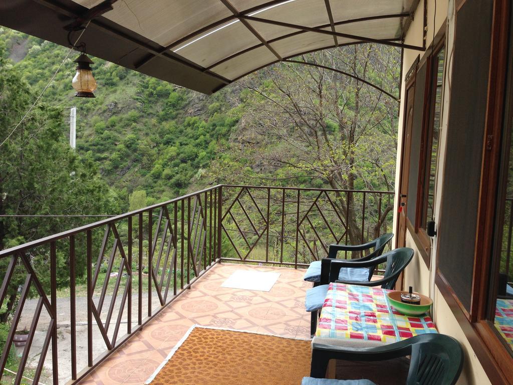 Iris B&B In Debed Canyon 알라베르디 외부 사진